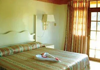 Merrils Beach Resort III Negril Hotel